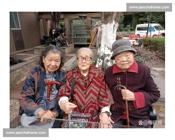 八旬翁扛大包:退休年龄之争的一面镜子 八旬翁扛大包:退休年龄之争的一面镜子